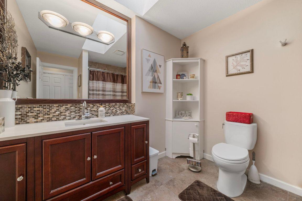 









2640


Gordon

Drive,
Kelowna,




BC
V1W 3R2

