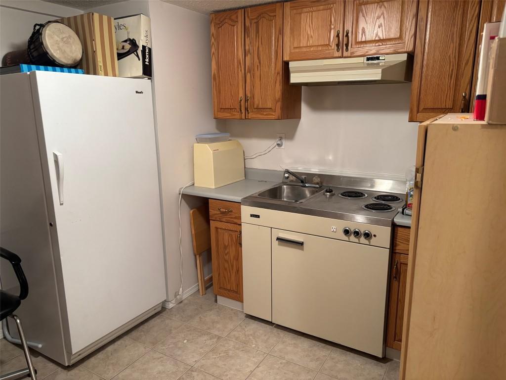 









1820


Olympus

Way,
West Kelowna,




BC
V1Z 3J1

