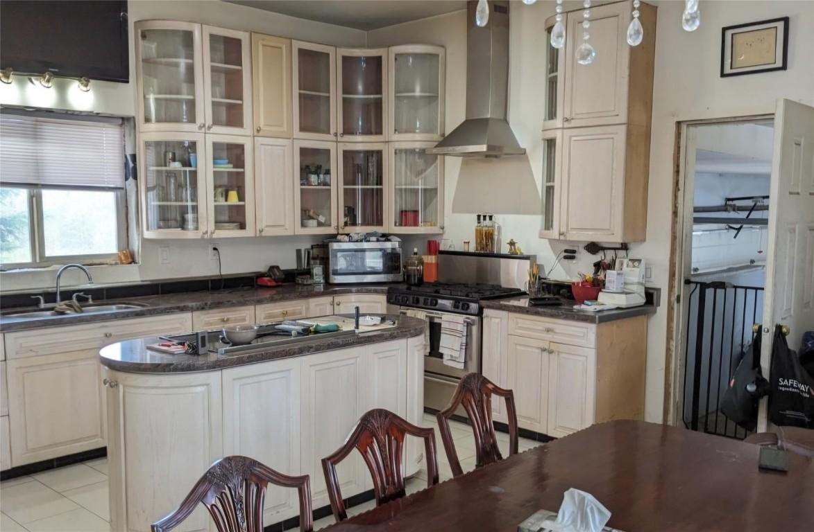 









5885


TRANQUILLE CRISS CREEK

Road,
Kamloops,




BC
V2B 8B6

