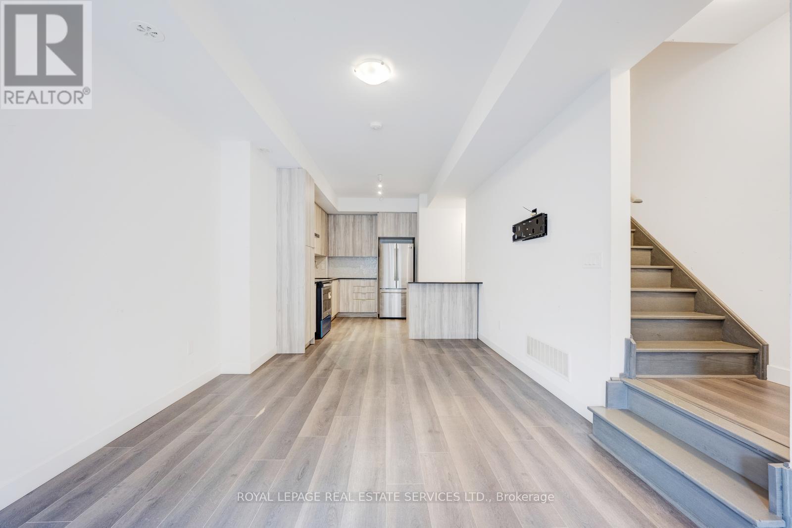 












23 - 200 MALTA AVENUE

,
Brampton,




Ontario
L6Y6H8

