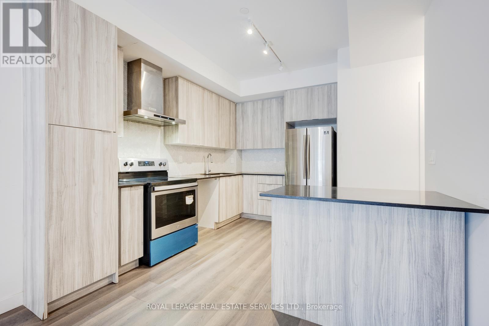 












23 - 200 MALTA AVENUE

,
Brampton,




Ontario
L6Y6H8

