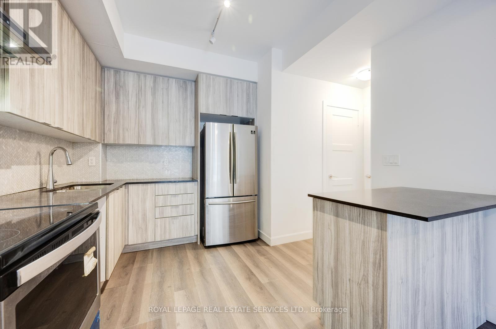 












23 - 200 MALTA AVENUE

,
Brampton,




Ontario
L6Y6H8

