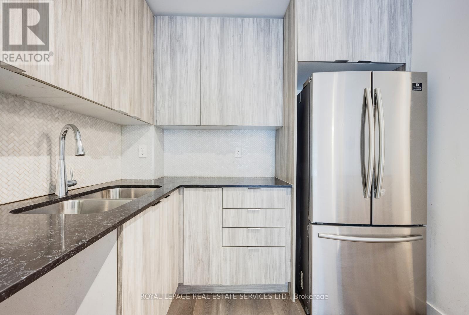 












23 - 200 MALTA AVENUE

,
Brampton,




Ontario
L6Y6H8

