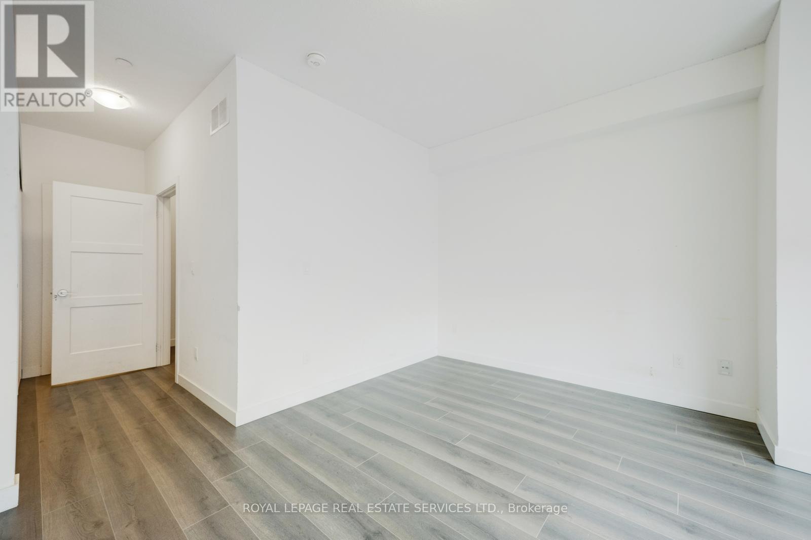 












23 - 200 MALTA AVENUE

,
Brampton,




Ontario
L6Y6H8

