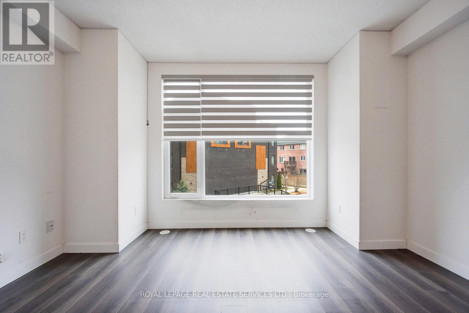 












23 - 200 MALTA AVENUE

,
Brampton,




Ontario
L6Y6H8

