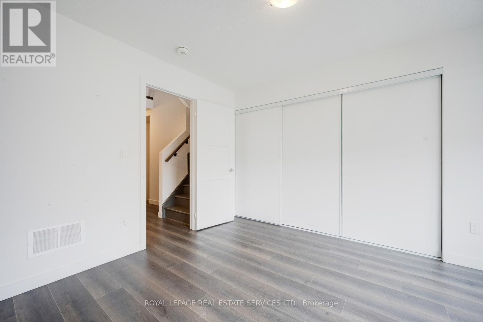 












23 - 200 MALTA AVENUE

,
Brampton,




Ontario
L6Y6H8

