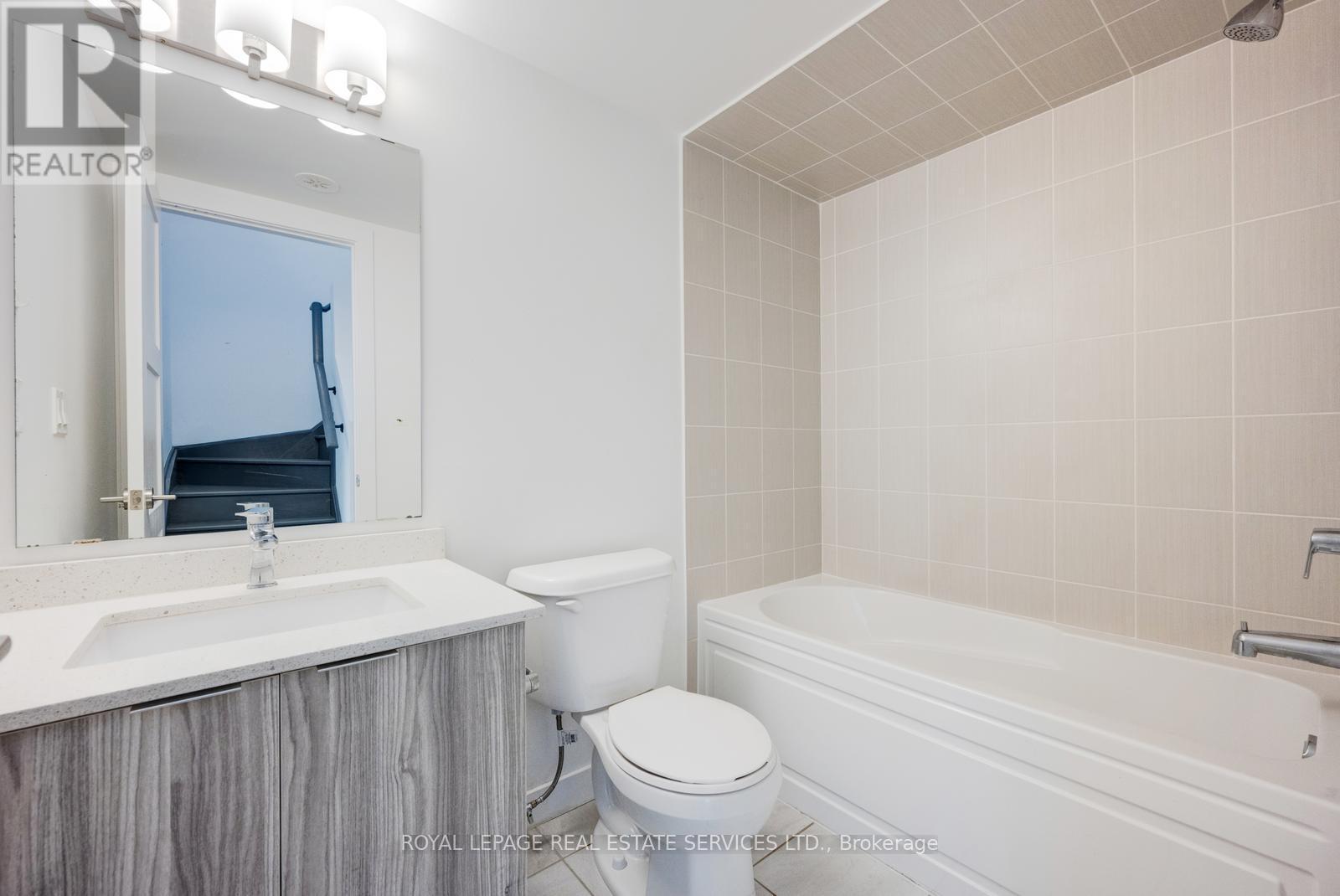 












23 - 200 MALTA AVENUE

,
Brampton,




Ontario
L6Y6H8

