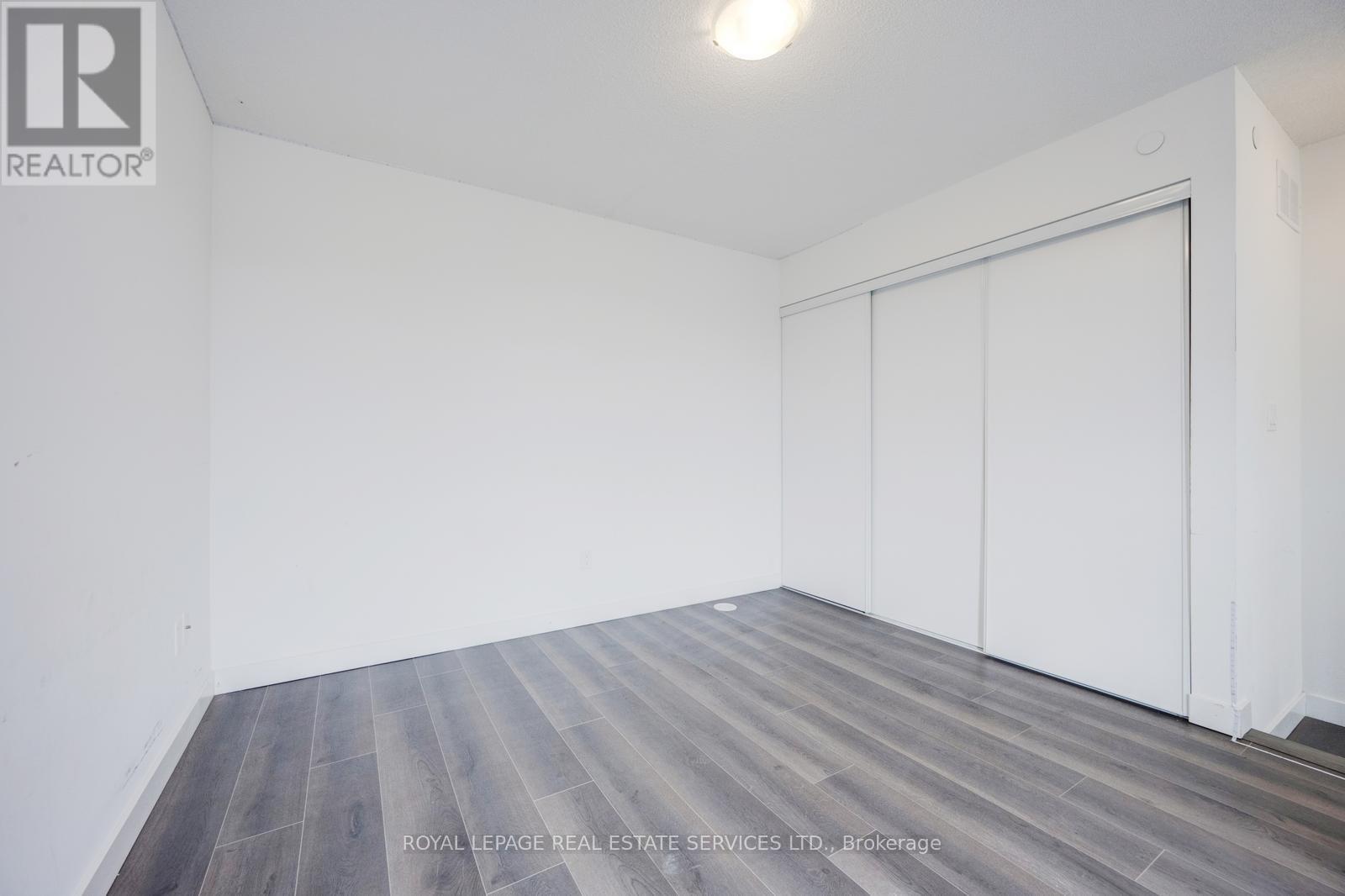 












23 - 200 MALTA AVENUE

,
Brampton,




Ontario
L6Y6H8

