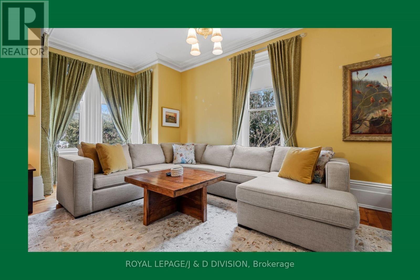 












LAKEFIELD - 16 ALBERT STREET

,
Selwyn,




Ontario
K0L2H0

