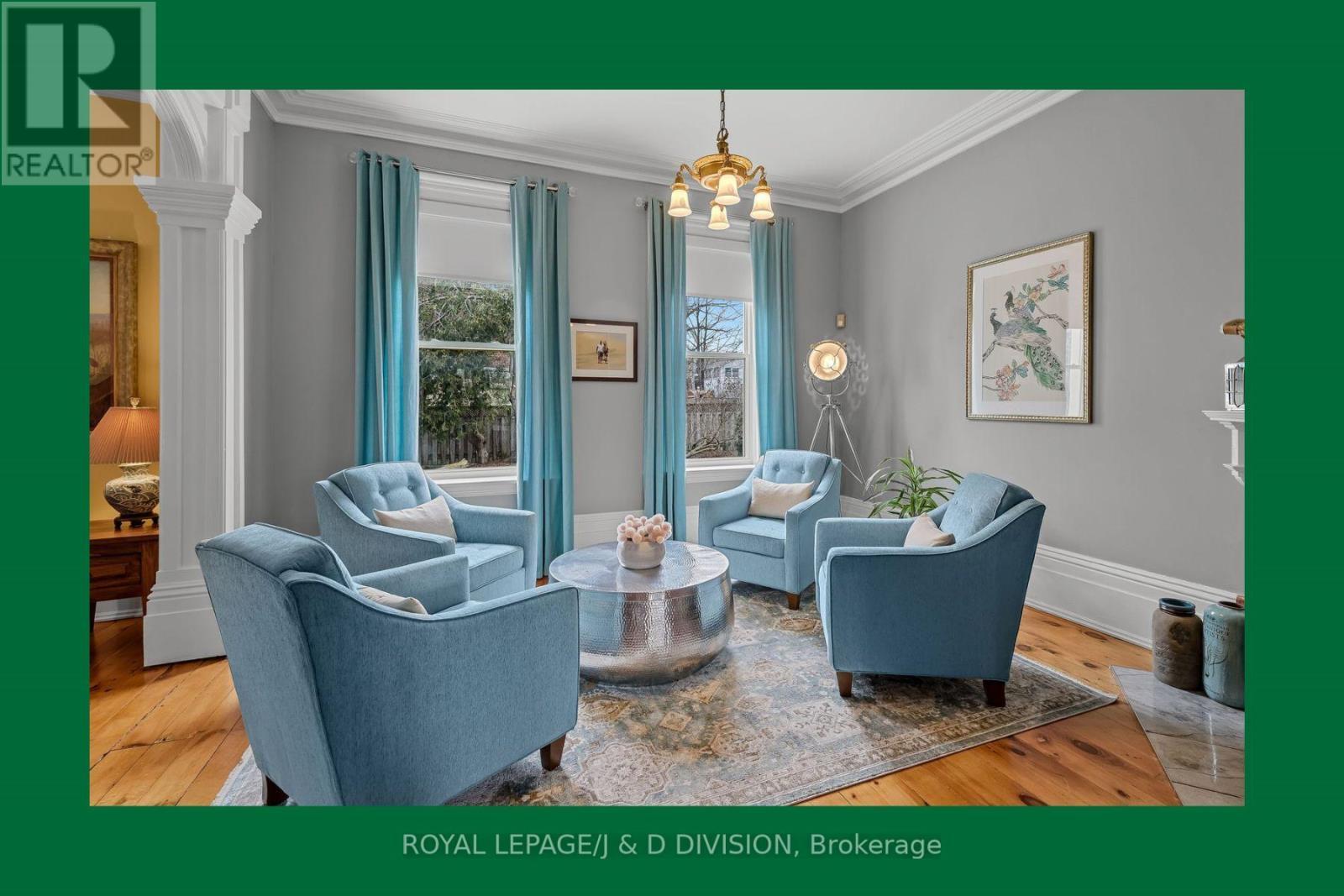 












LAKEFIELD - 16 ALBERT STREET

,
Selwyn,




Ontario
K0L2H0

