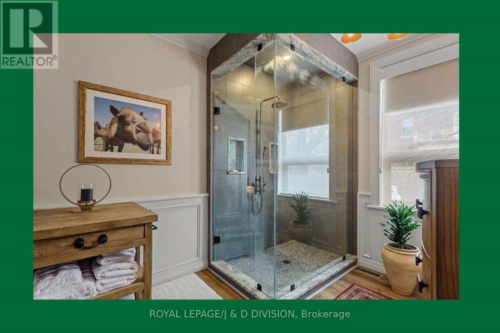 












LAKEFIELD - 16 ALBERT STREET

,
Selwyn,




Ontario
K0L2H0

