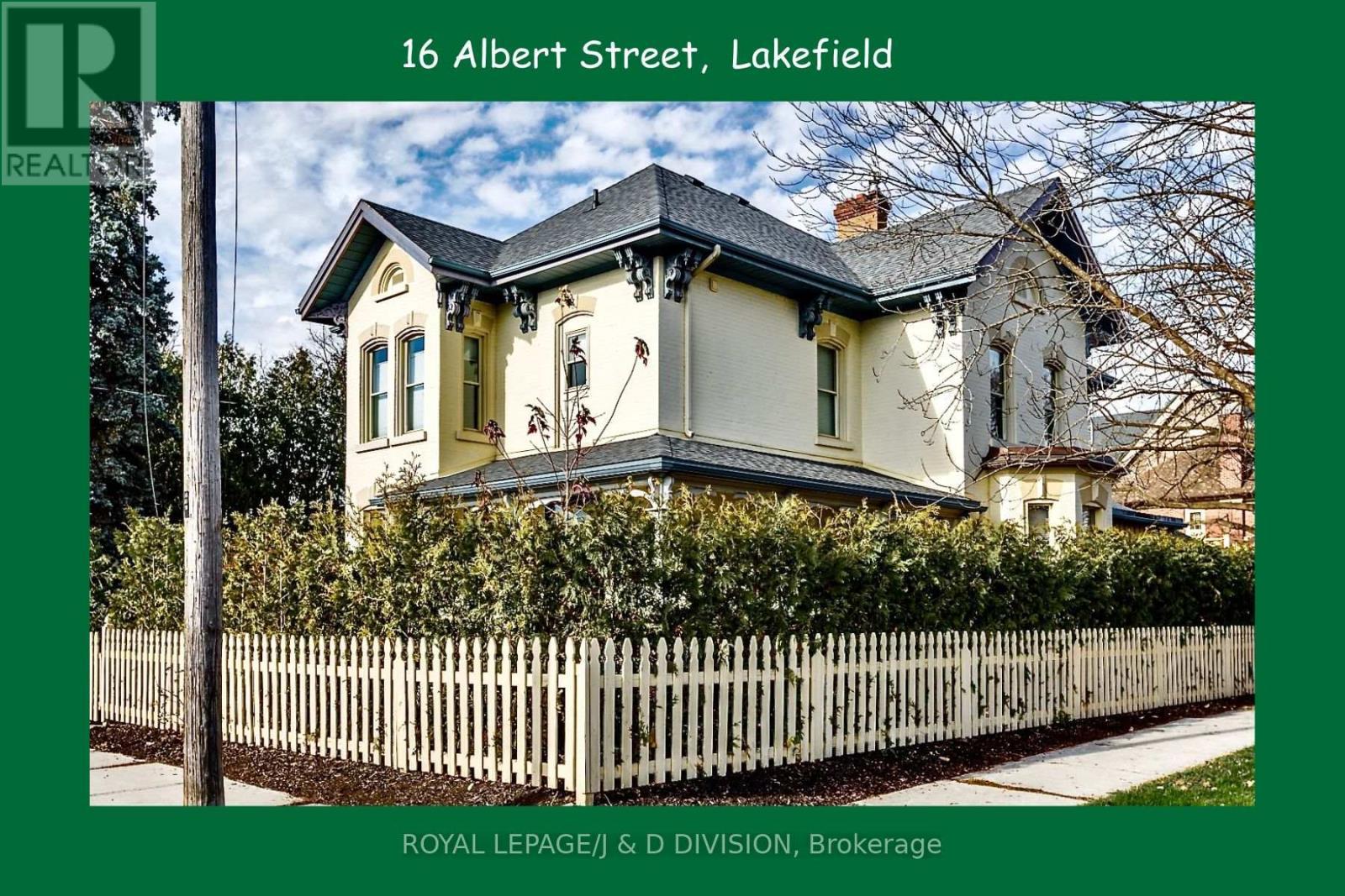 












LAKEFIELD - 16 ALBERT STREET

,
Selwyn,




Ontario
K0L2H0

