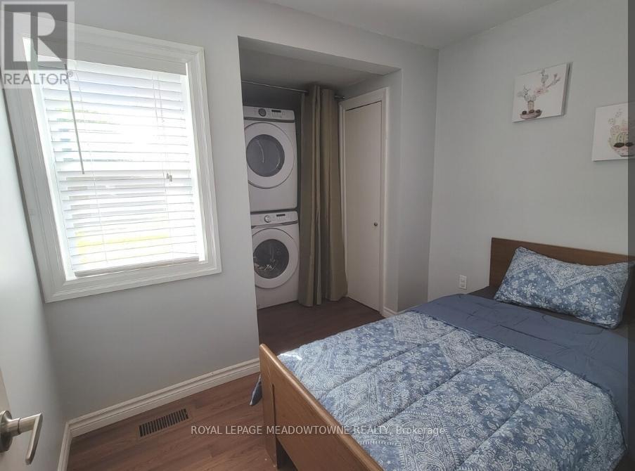 












557 GENEVA STREET

,
St. Catharines,




Ontario
L2N2J1

