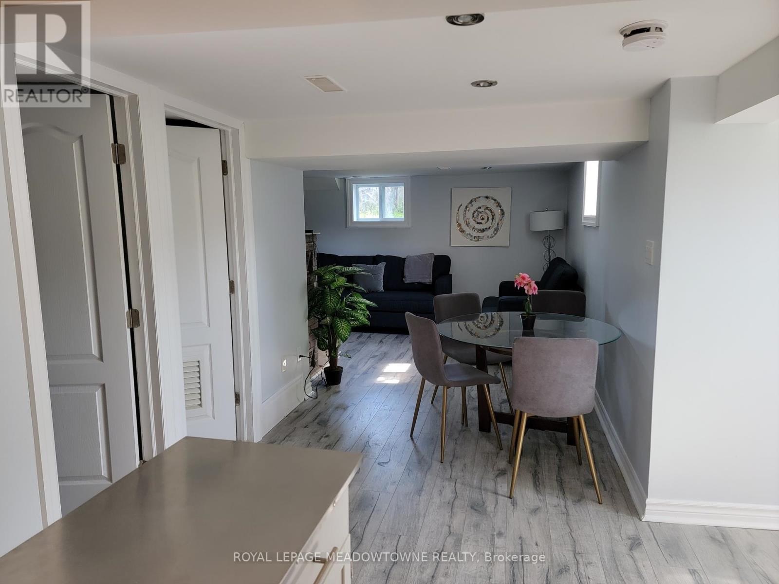 












557 GENEVA STREET

,
St. Catharines,




Ontario
L2N2J1

