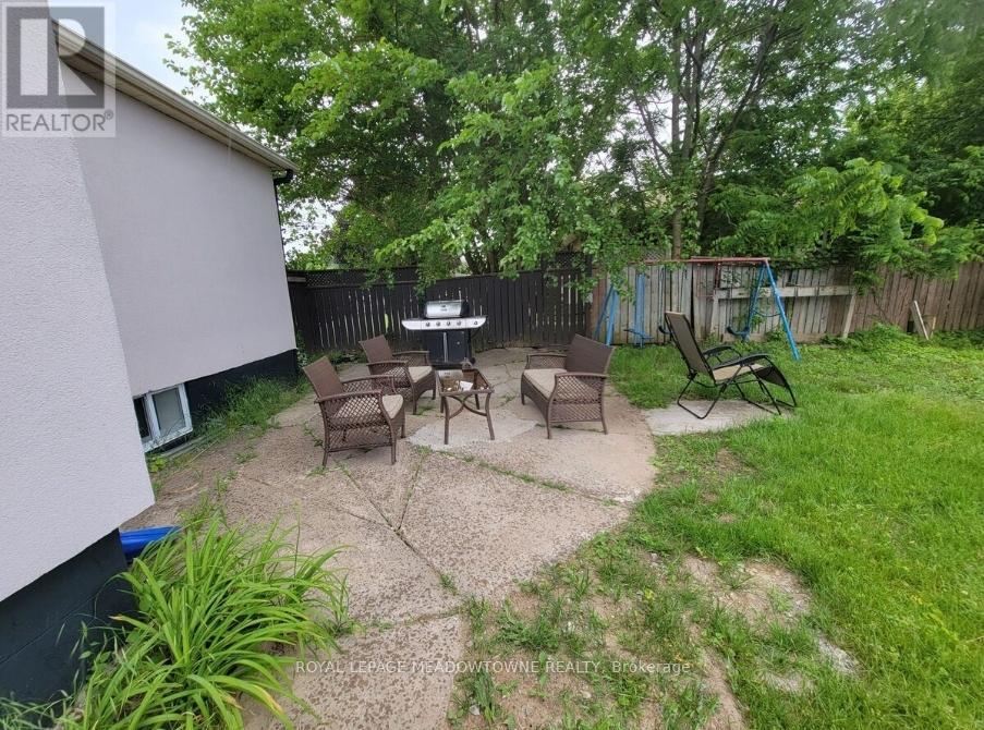 












557 GENEVA STREET

,
St. Catharines,




Ontario
L2N2J1

