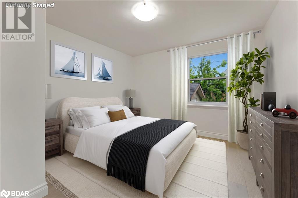 












379 EAST 27TH Street

,
Hamilton,




Ontario
L8V3H1

