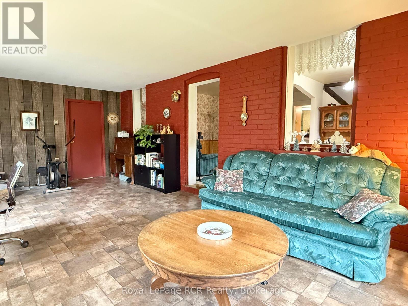 












134780 20 SIDE ROAD

,
West Grey,




Ontario
N0G1L0

