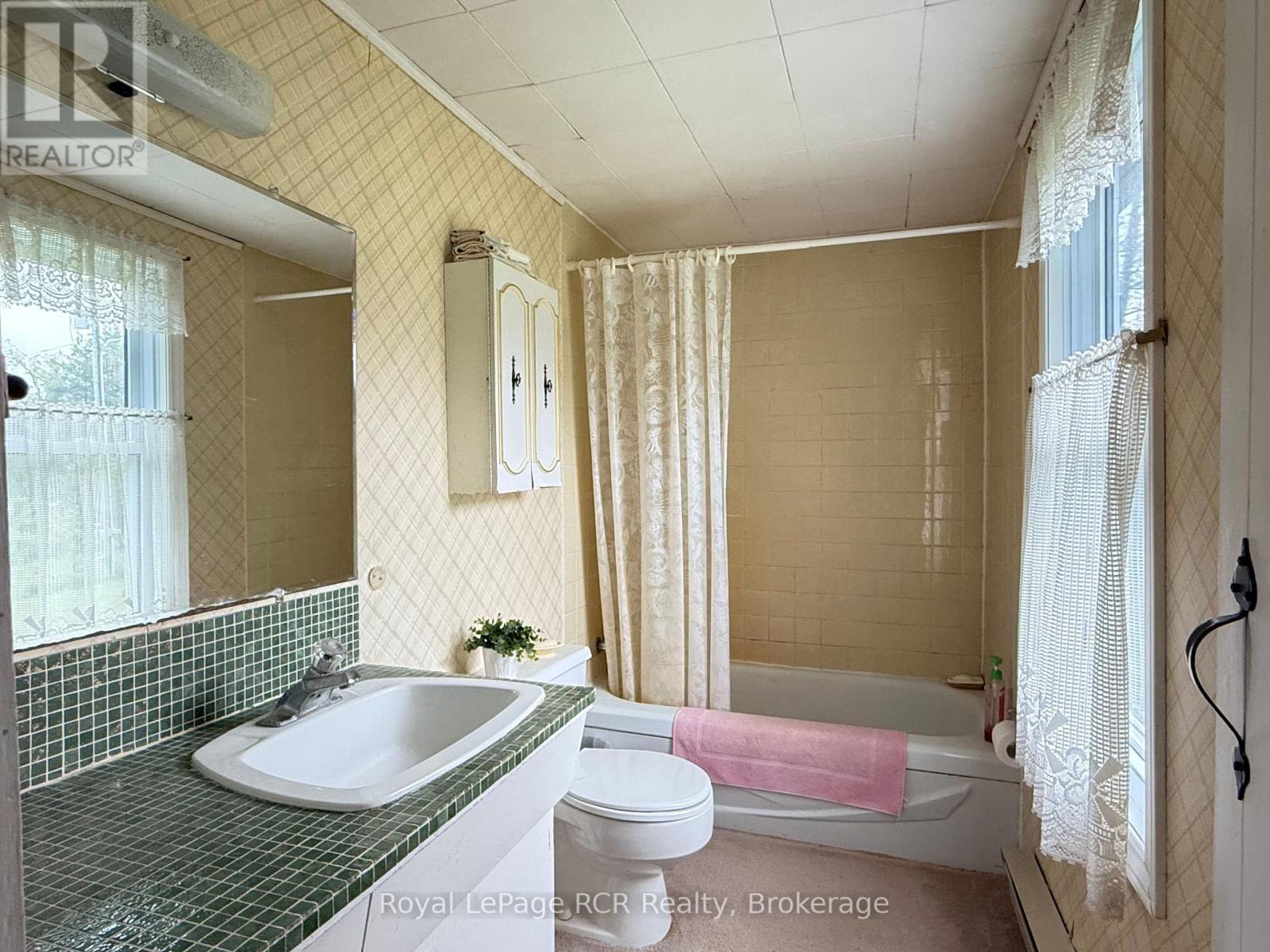 












134780 20 SIDE ROAD

,
West Grey,




Ontario
N0G1L0

