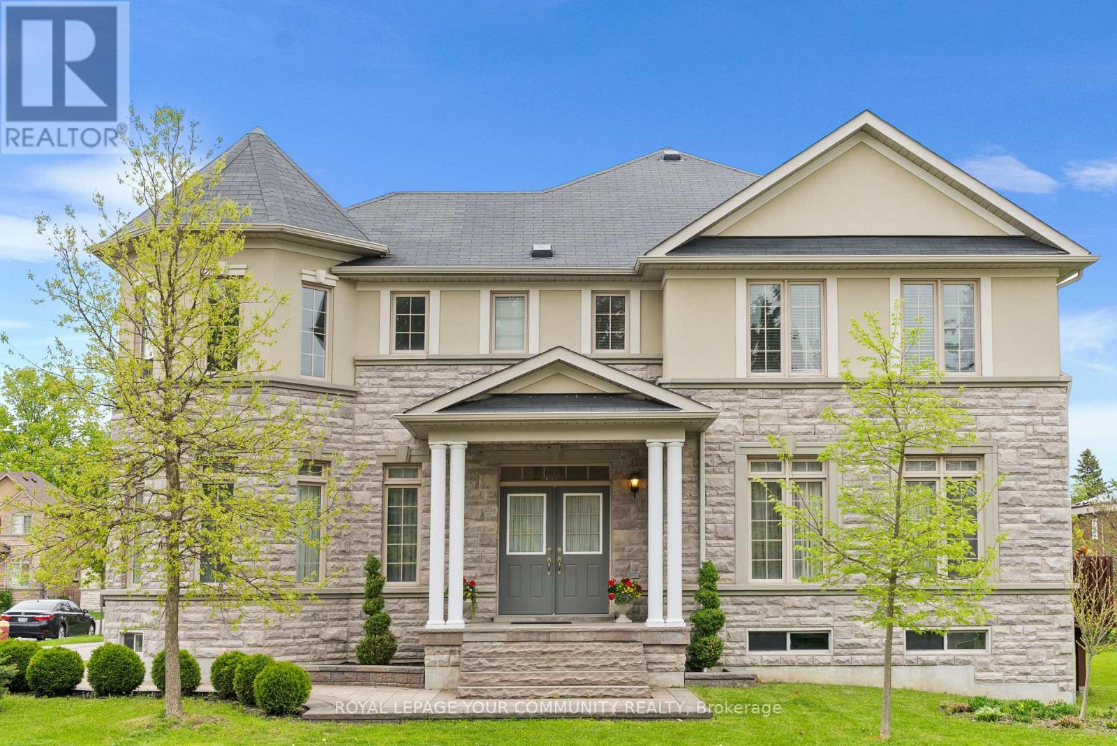 












108 HEADWATER CRESCENT

,
Richmond Hill,




Ontario
L4E0T2

