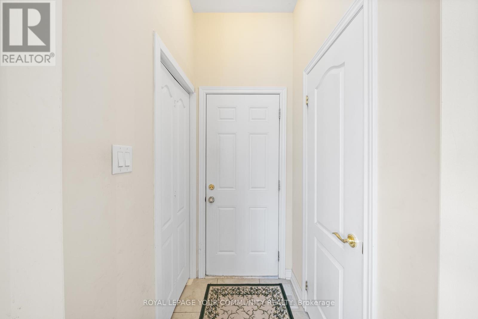 












108 HEADWATER CRESCENT

,
Richmond Hill,




Ontario
L4E0T2

