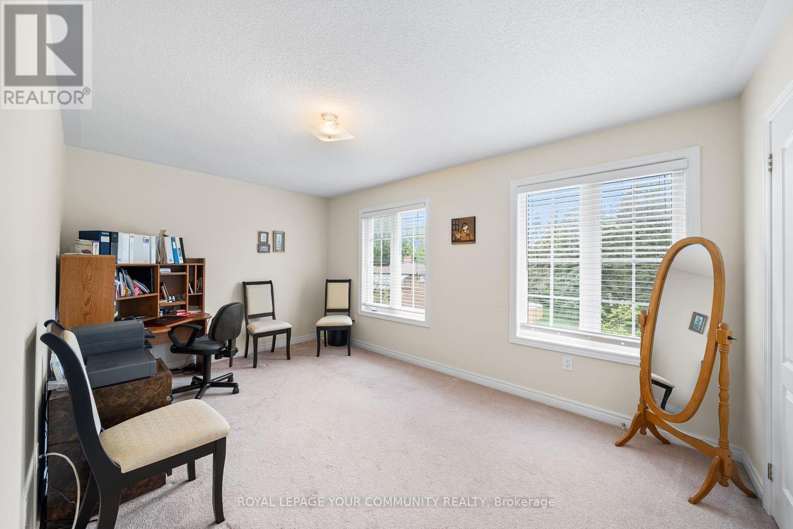 












108 HEADWATER CRESCENT

,
Richmond Hill,




Ontario
L4E0T2


