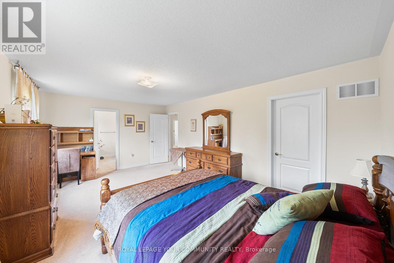 












108 HEADWATER CRESCENT

,
Richmond Hill,




Ontario
L4E0T2

