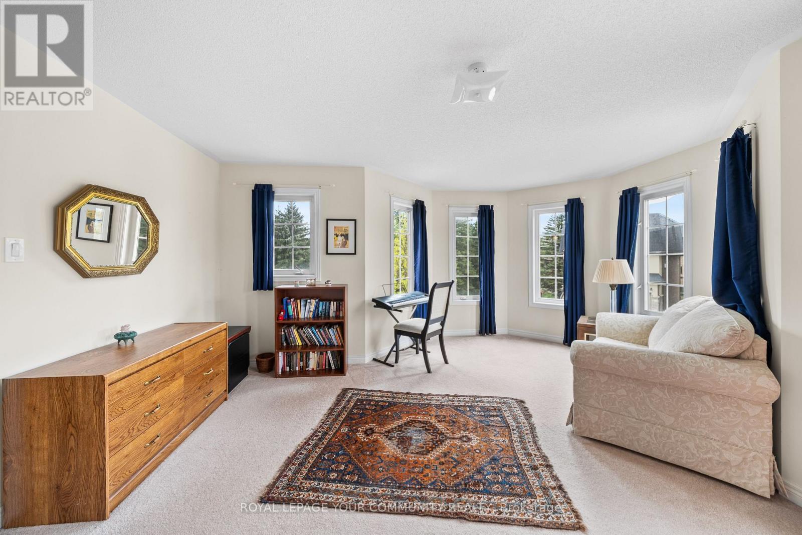 












108 HEADWATER CRESCENT

,
Richmond Hill,




Ontario
L4E0T2


