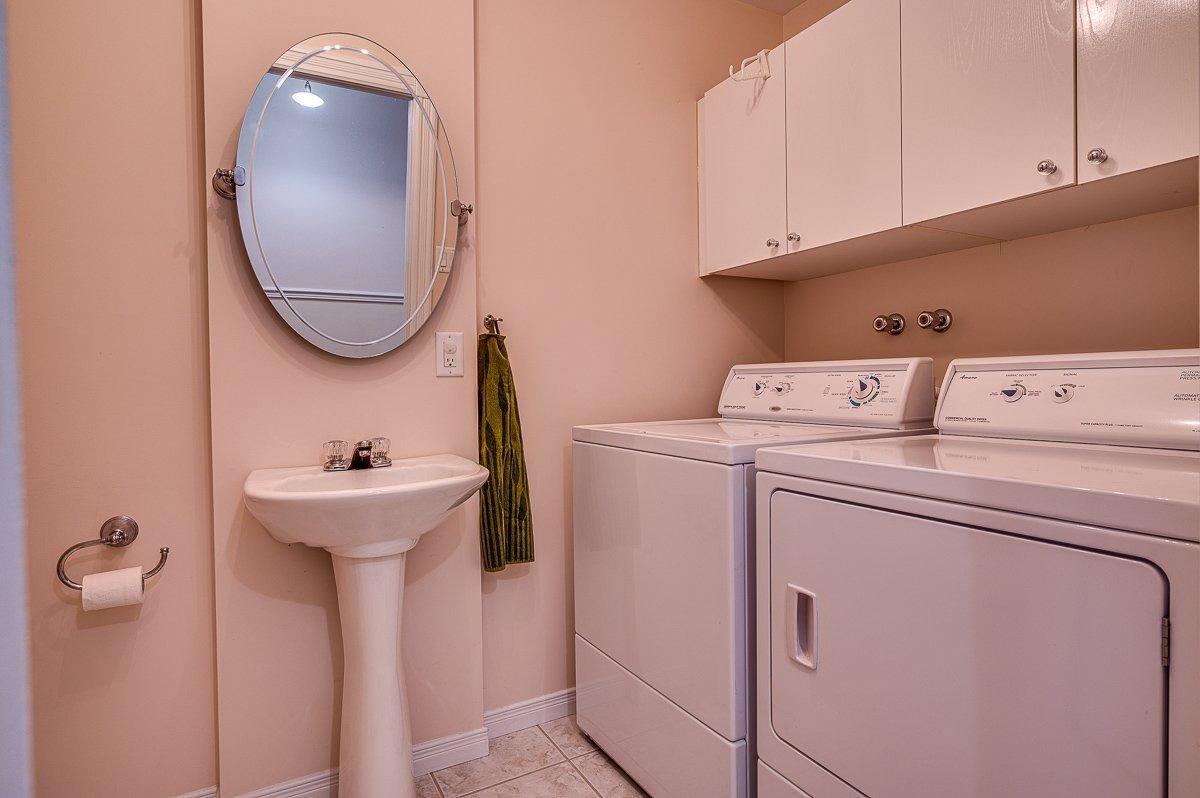 









100


Ch. du Tour-du-Lac

, 5,
Sainte-Agathe-des-Monts,




QC
J8C1B1


