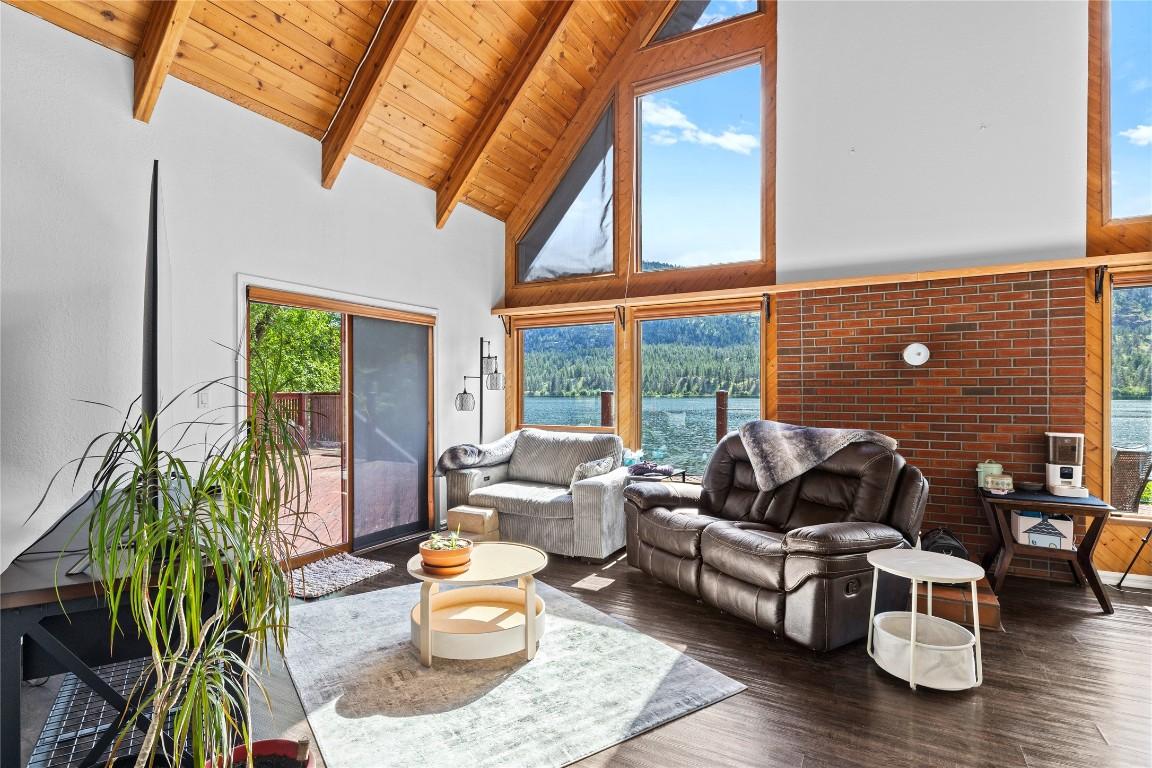 









3104


Vaseux Lake

Crescent,
Okanagan Falls,




BC
V0H 1R2

