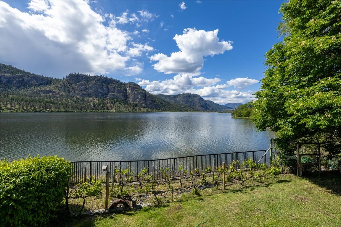 









3104


Vaseux Lake

Crescent,
Okanagan Falls,




BC
V0H 1R2

