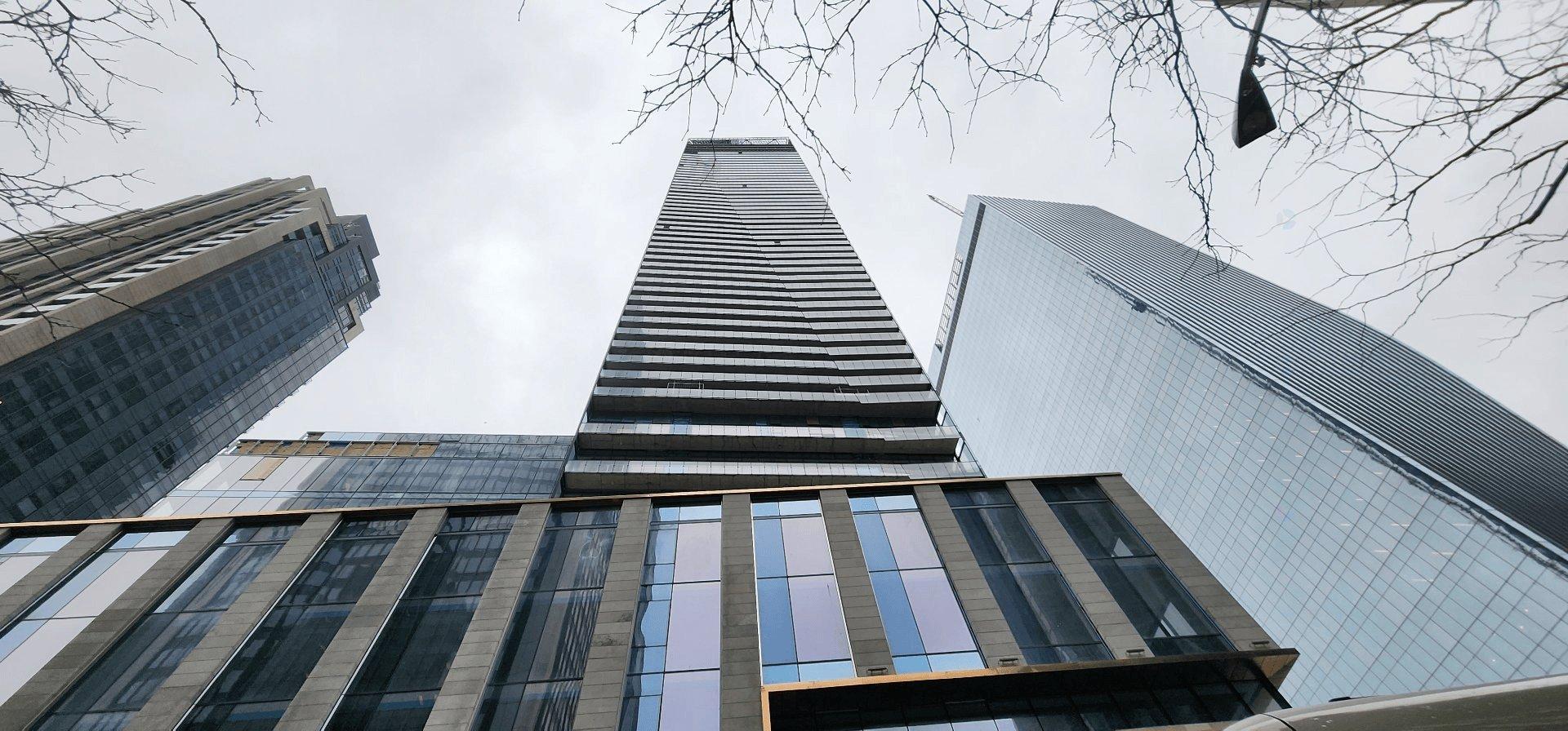 









720


Rue St-Jacques

, 4906,
Montréal (Ville-Marie),




QC
H3C1E9

