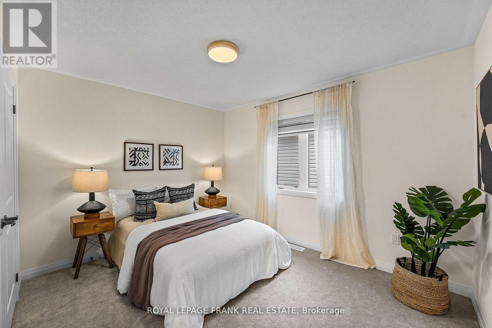 












78 HOLTBY COURT

,
Scugog (Port Perry),




Ontario
L9L0B4


