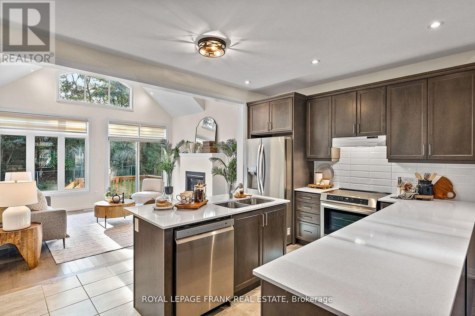 












78 HOLTBY COURT

,
Scugog (Port Perry),




Ontario
L9L0B4

