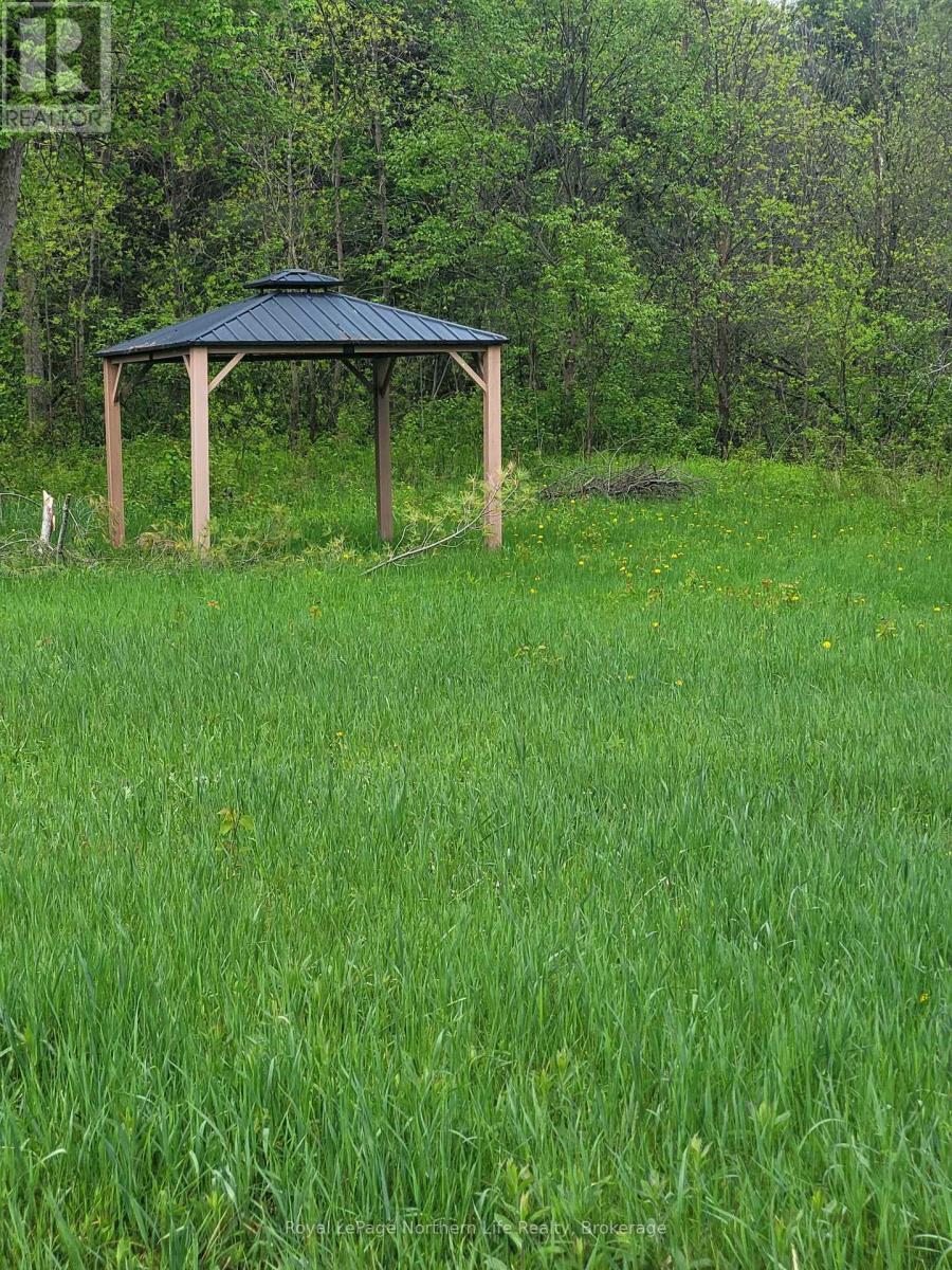 












PT L0T 35 CON 10 ANDREWS LANE E

,
Bonfield,







Ontario
P0H1E0

