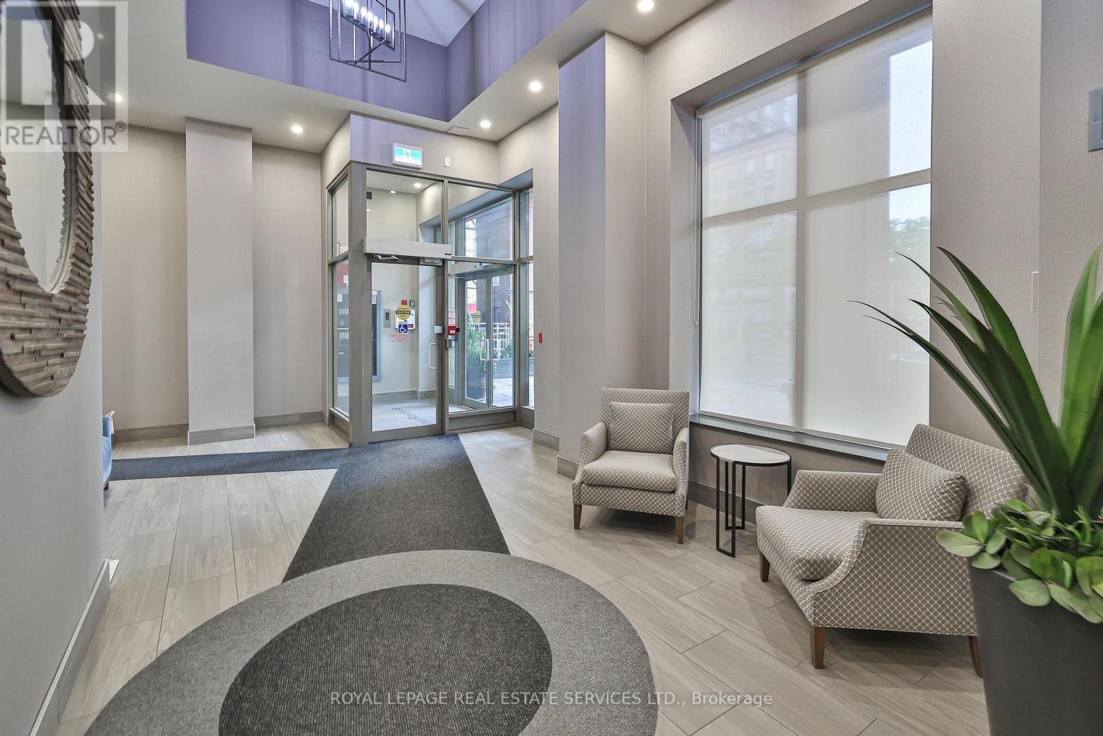 












1106 - 18 MERTON STREET

,
Toronto,




Ontario
M4S3G9

