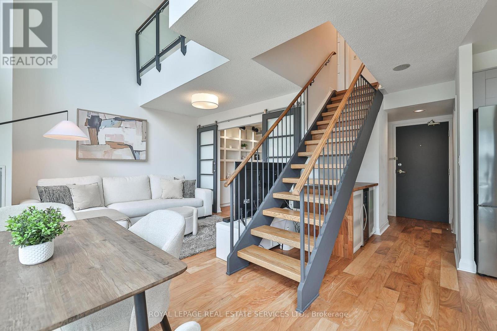 












1106 - 18 MERTON STREET

,
Toronto,




Ontario
M4S3G9

