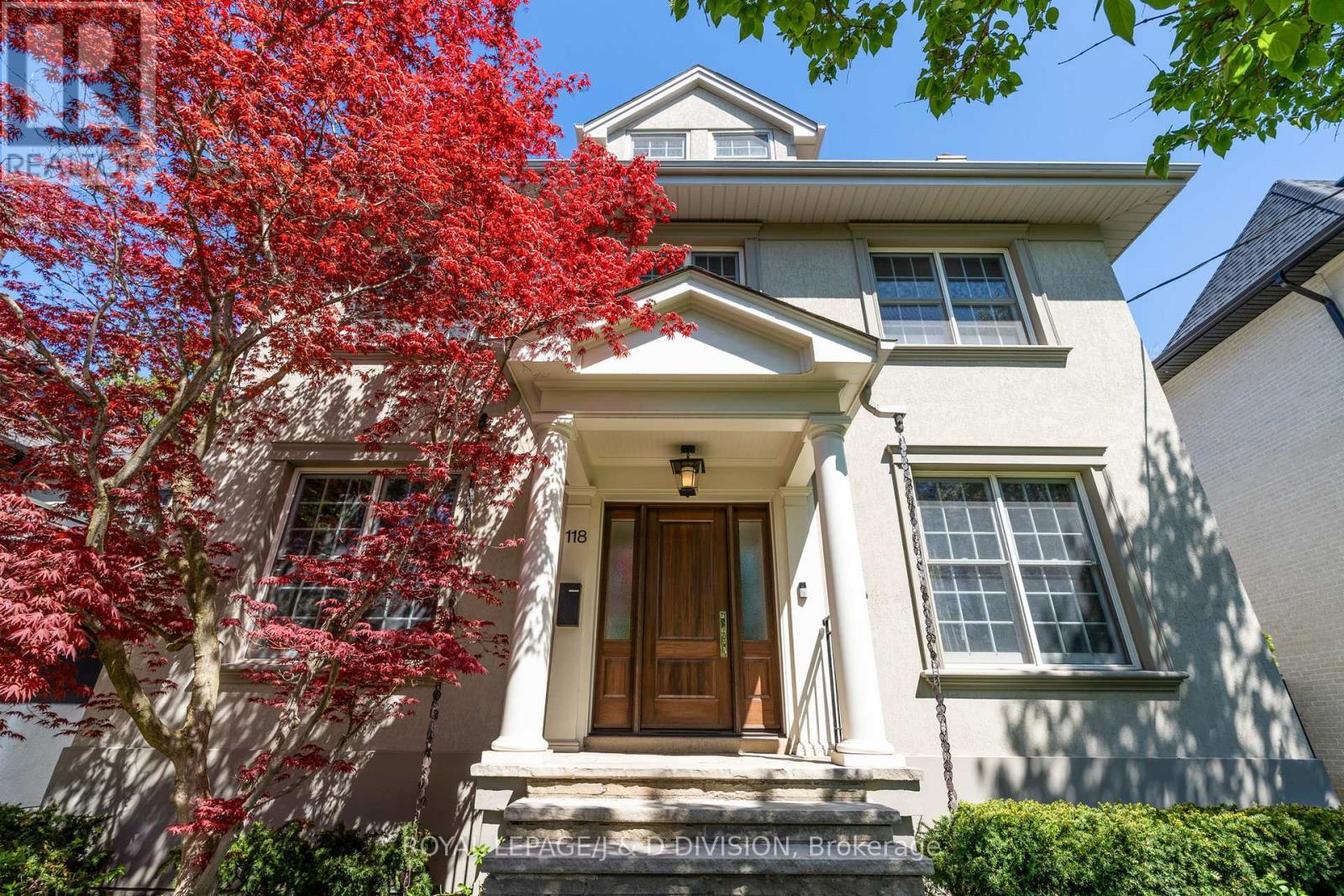 












118 STRATHALLAN BOULEVARD

,
Toronto,




Ontario
M5N1S7

