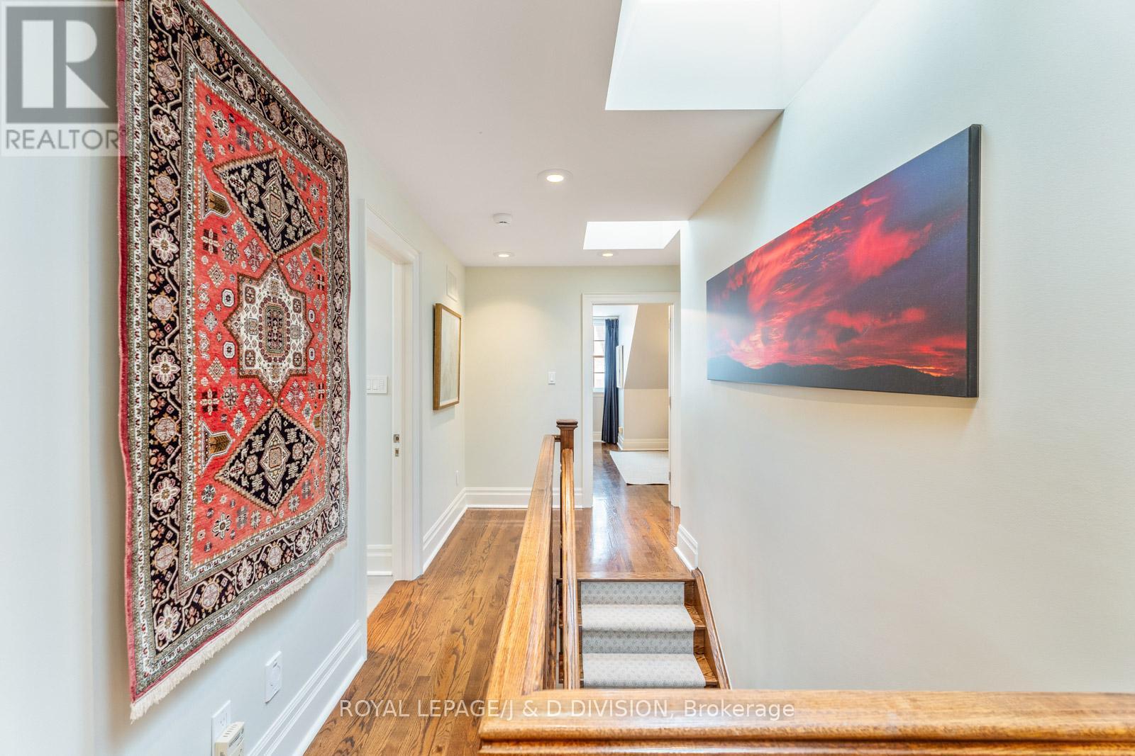 












118 STRATHALLAN BOULEVARD

,
Toronto,




Ontario
M5N1S7

