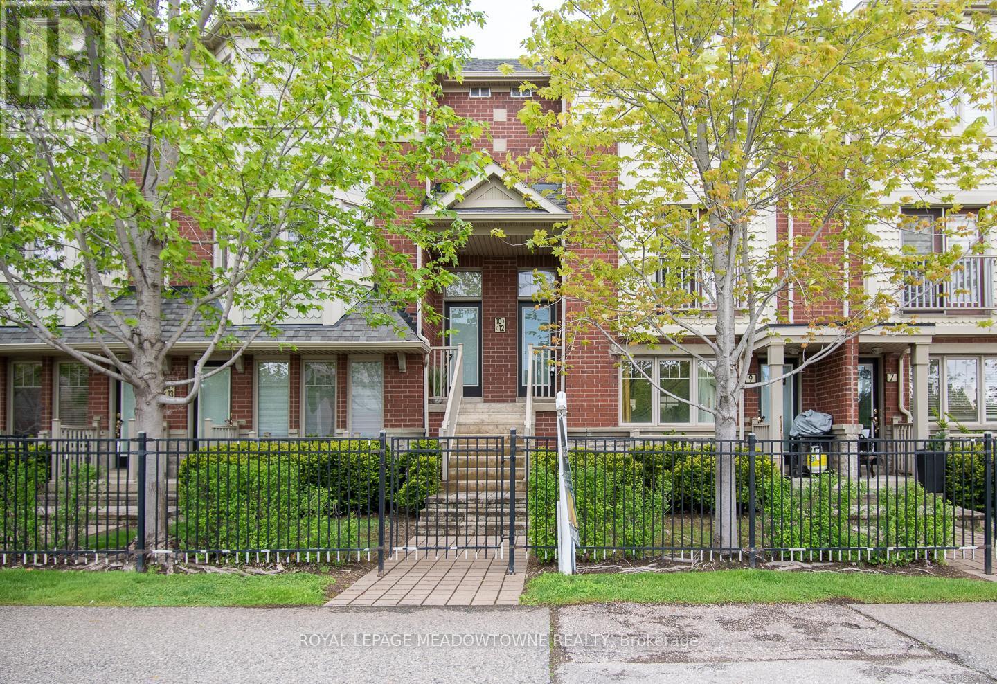 












10 - 3355 THOMAS STREET

,
Mississauga,




Ontario
L5M0N7

