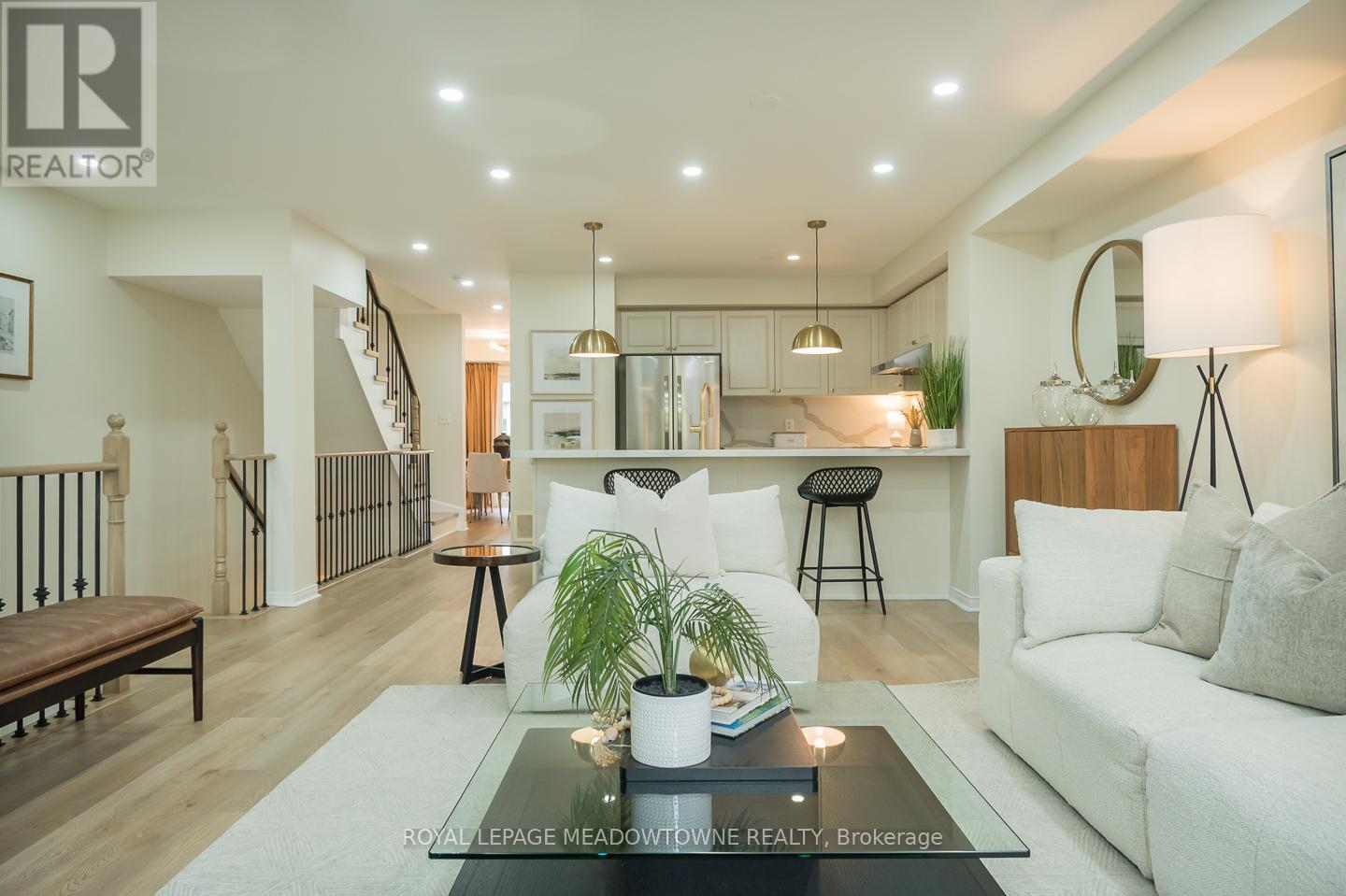 












10 - 3355 THOMAS STREET

,
Mississauga,




Ontario
L5M0N7

