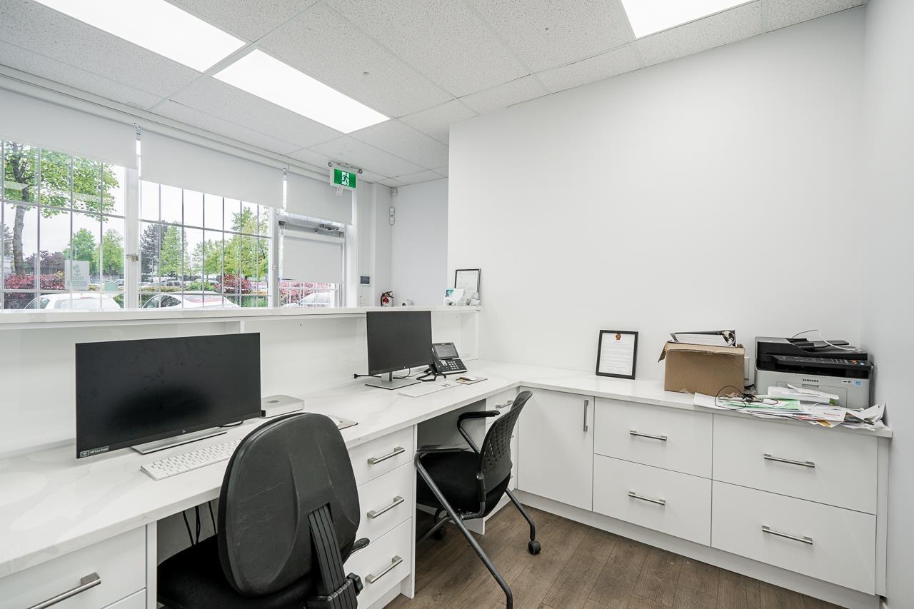 












105 13423 78 AVENUE

,
Surrey,




British Columbia
V3W0A8

