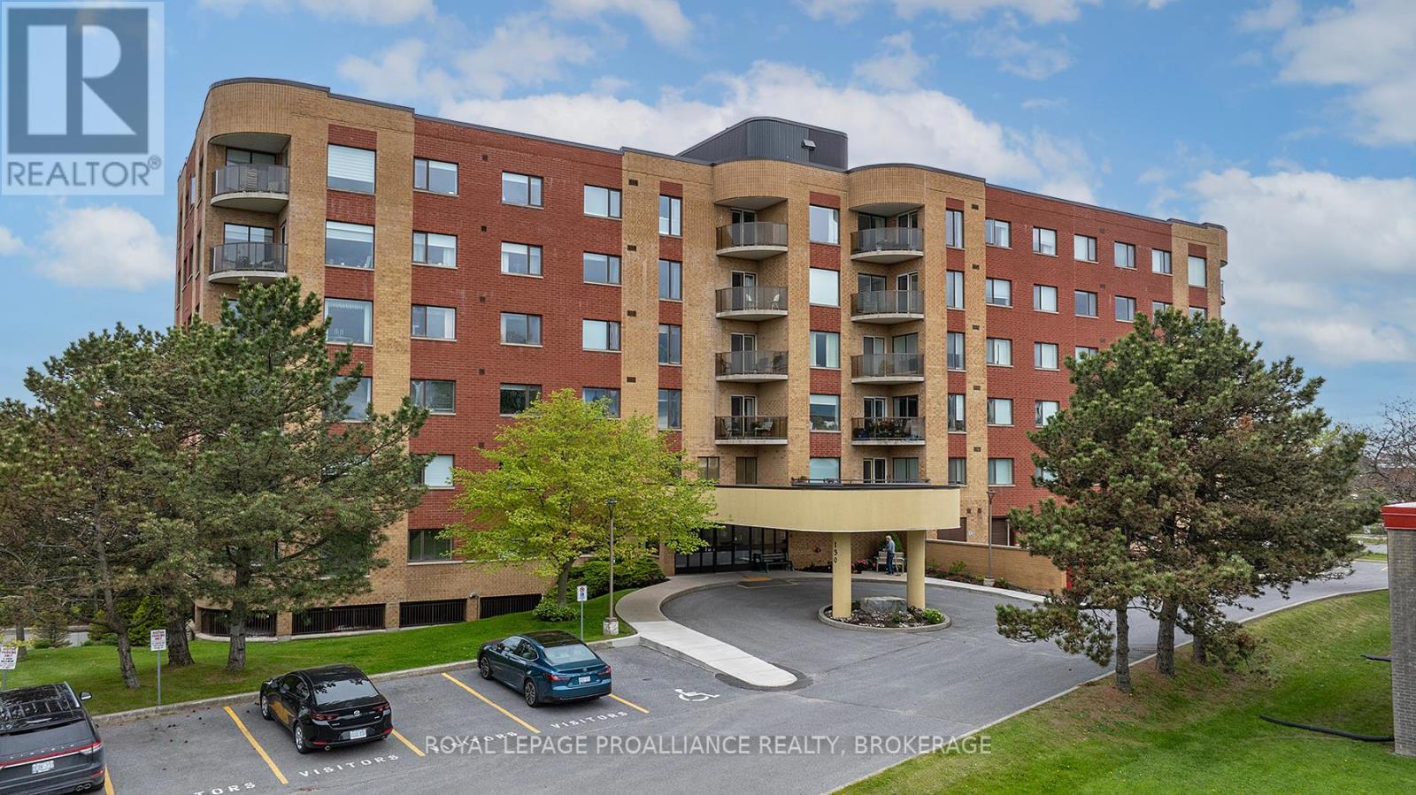 












605 - 130 WRIGHT CRESCENT

,
Kingston (Central City East),




Ontario
K7L5R1

