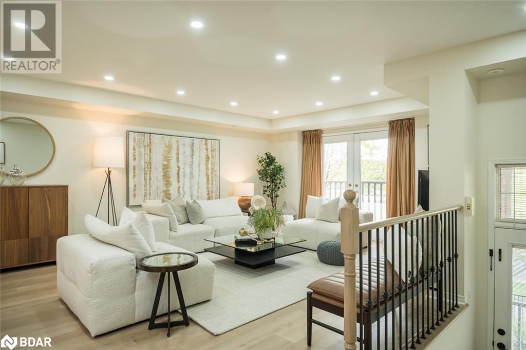 












3355 THOMAS Street Unit# 10

,
Mississauga,




Ontario
L5M0N7

