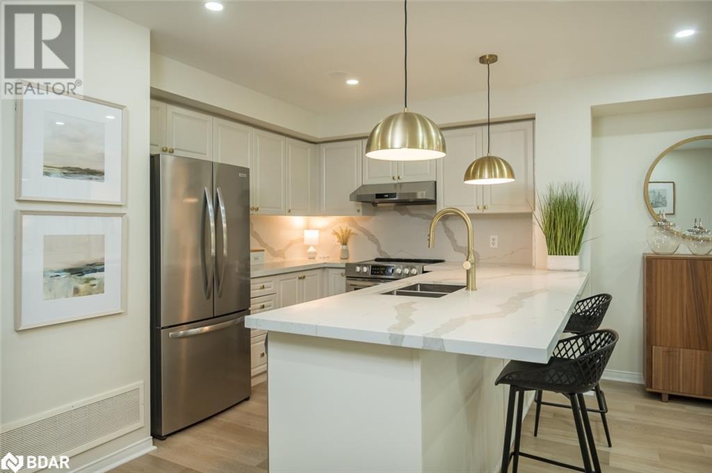 












3355 THOMAS Street Unit# 10

,
Mississauga,




Ontario
L5M0N7


