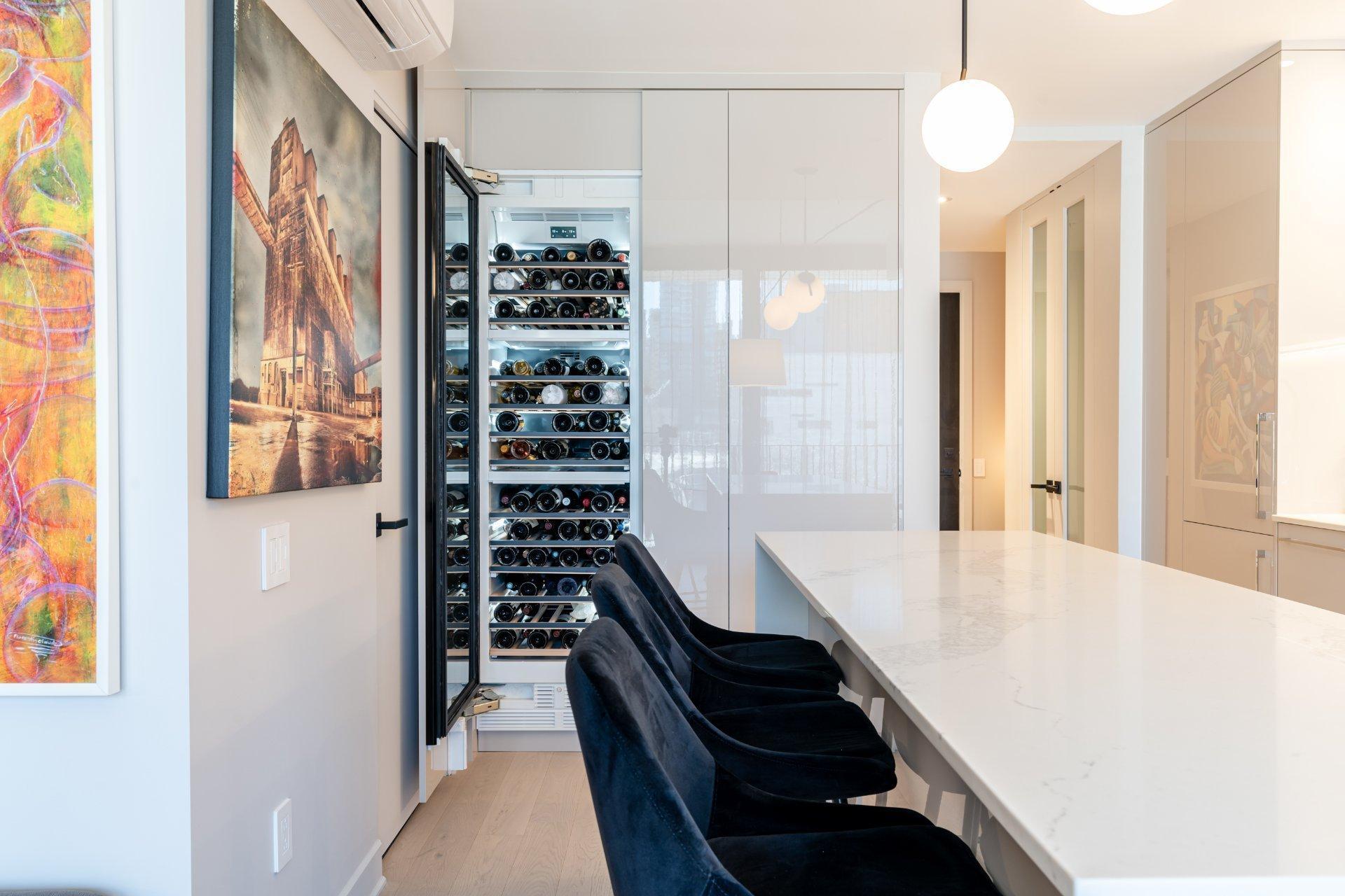 









1


Boul. De Maisonneuve O.

, 513,
Montréal (Ville-Marie),




QC
H2X0E3

