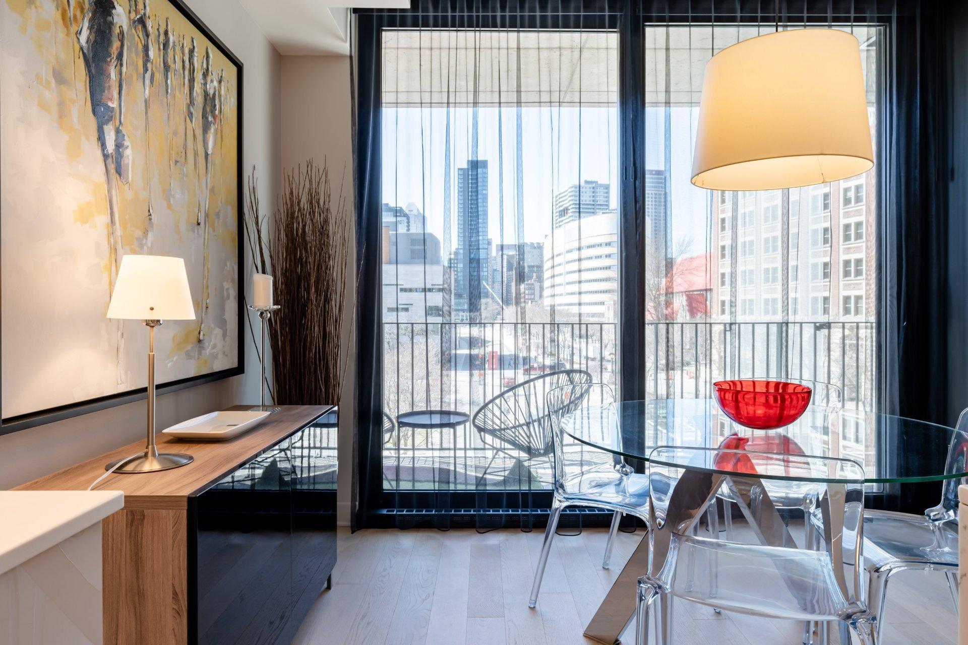 









1


Boul. De Maisonneuve O.

, 513,
Montréal (Ville-Marie),




QC
H2X0E3

