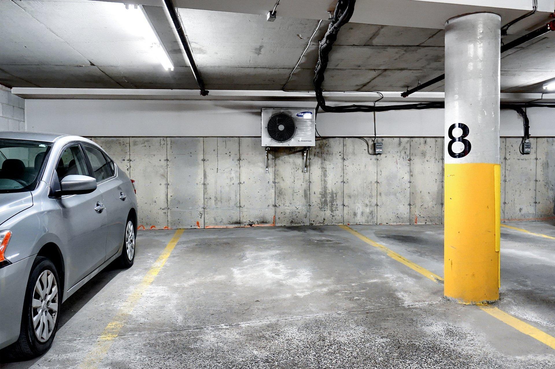 









375


Boul. Décarie

, 206,
Montréal (Saint-Laurent),




QC
H4L0B4

