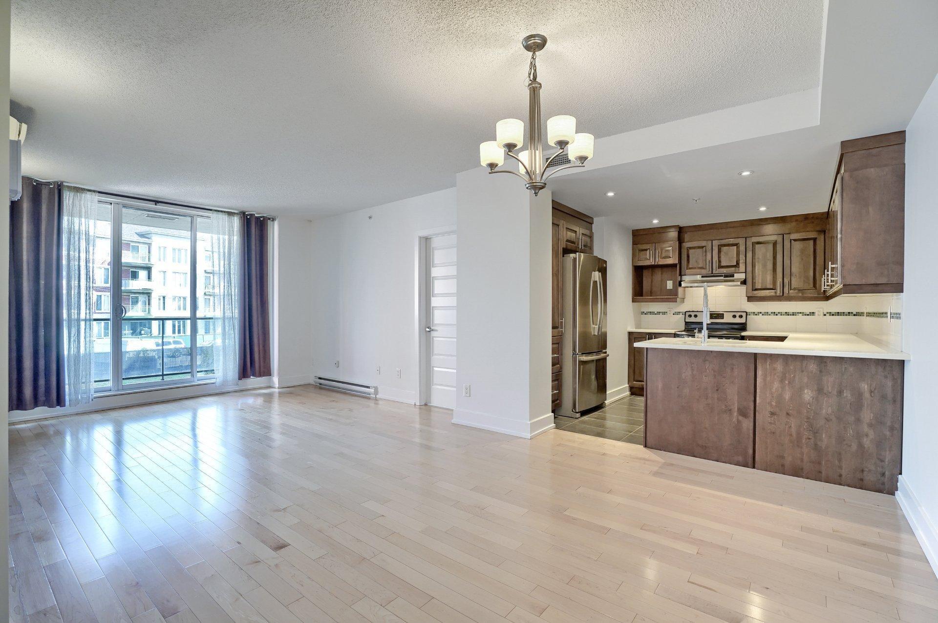 









375


Boul. Décarie

, 206,
Montréal (Saint-Laurent),




QC
H4L0B4


