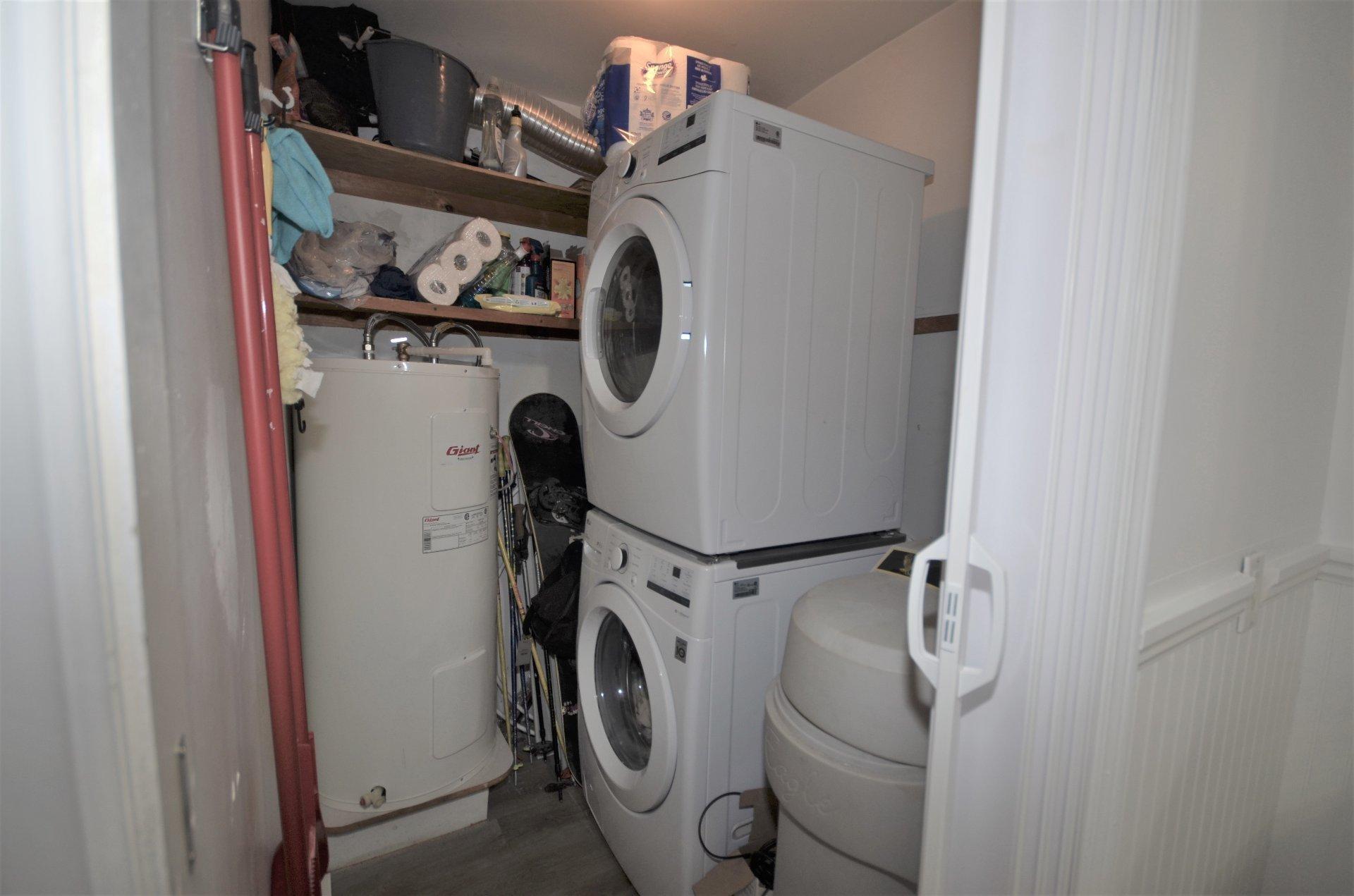 









1345


Rue St-Roch

,
Mont-Tremblant,




QC
J8E2Y9

