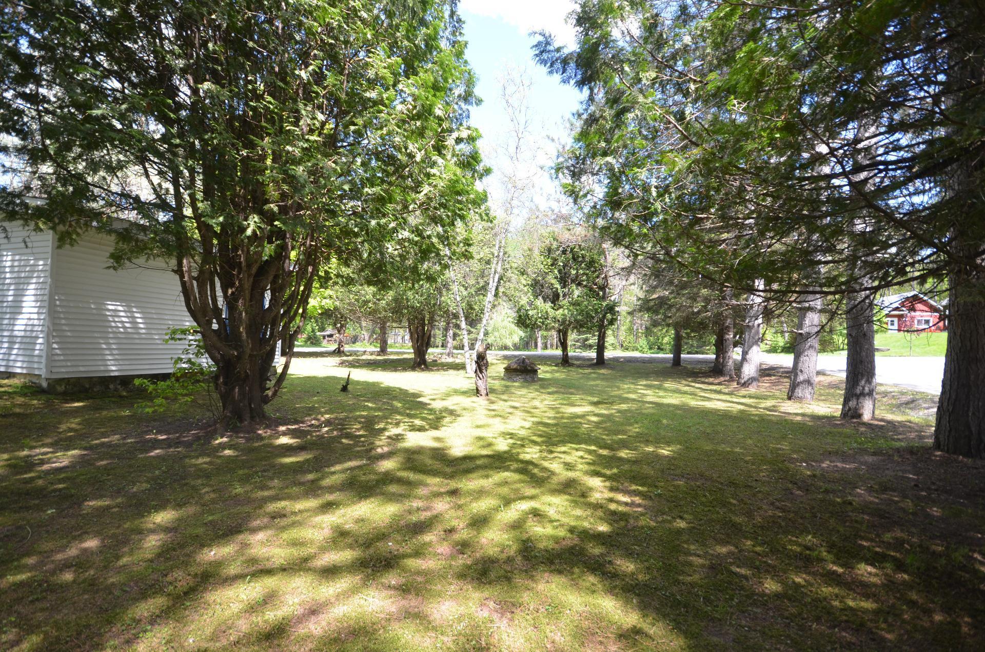 









1345


Rue St-Roch

,
Mont-Tremblant,




QC
J8E2Y9

